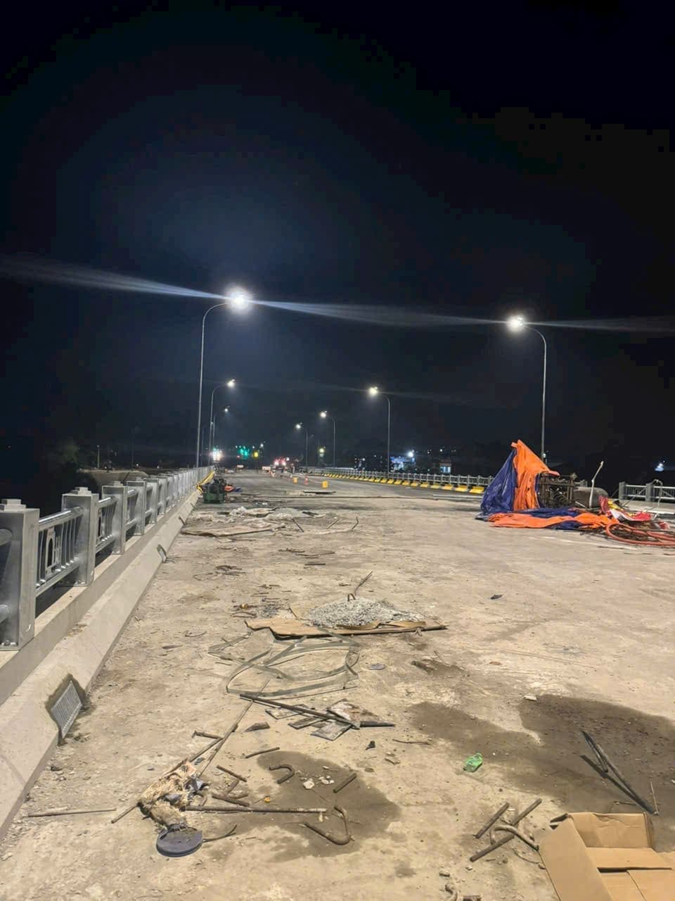 Dự án chiếu sáng cầu Phong Châu, Phú Thọ